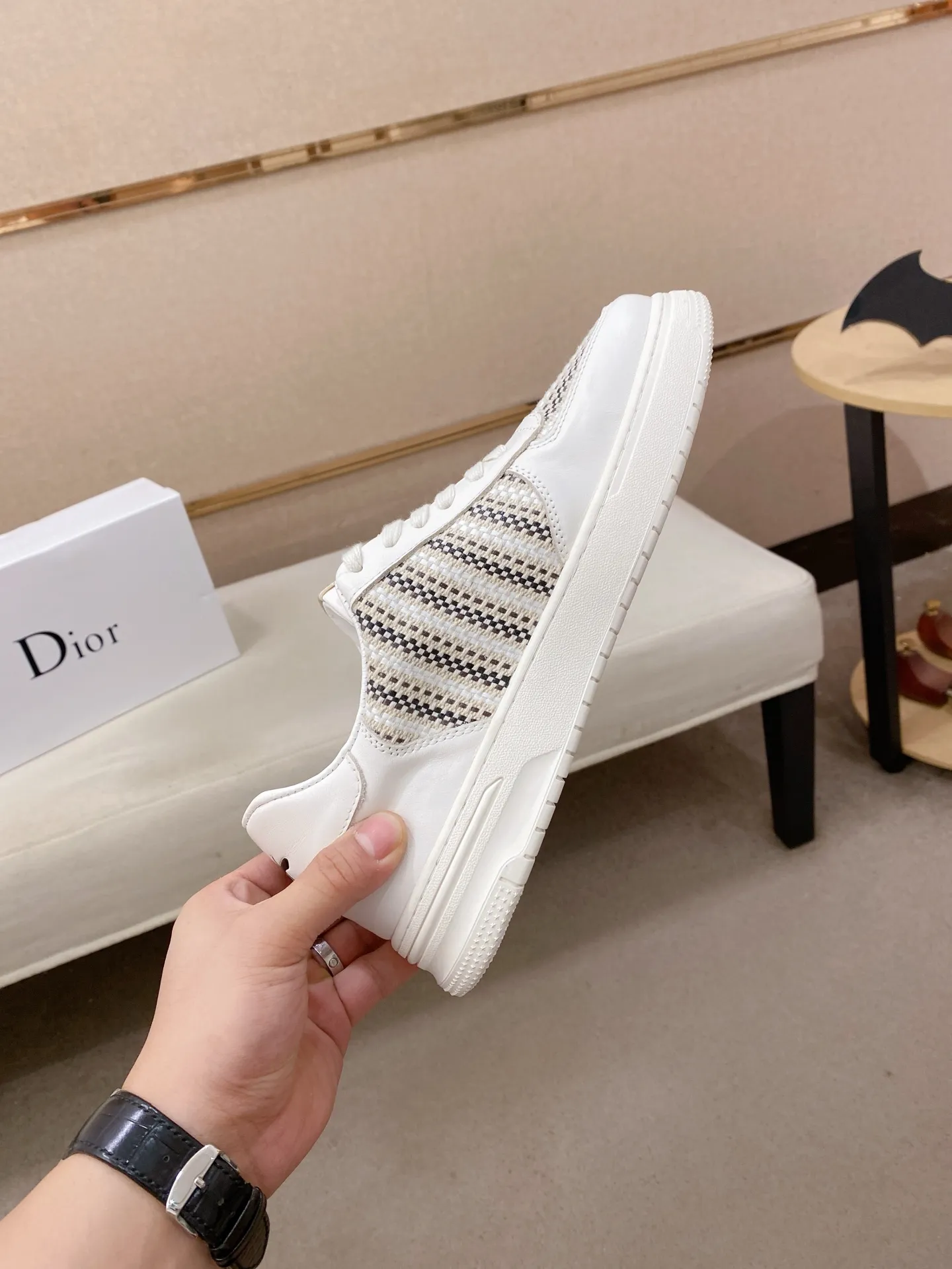 Men's men's shoes 💰 420💰🇮🇹🇮🇹Dior D new model is on sale at the same time, upper 🇮🇹Imported stretch fabric from Italy Fully imported sheepskin lining💪💪, completely 1⃣️ to 1⃣️🇮🇹💪💪, ⚠Sole: Original sole provided by the original factory, exclusive movable molded sole super comfortable, ⚠Original factory follow-up, 🔍🔍high quality, you can come in and out at will, welcome to compare⚠. Code number:38-44
